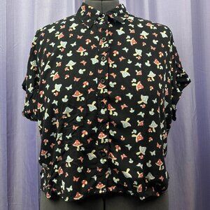 Hot Topic Breezy Mushroom Print Short Sleeve Button Up Shirt - SZ: SM